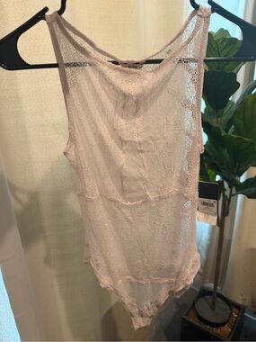 Guess Sheer Lace Bodysuit in Pale Pink size XS New